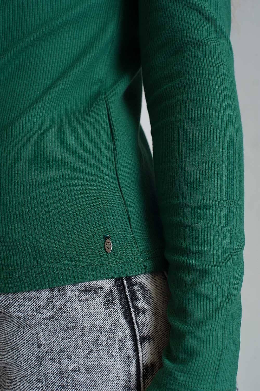 Jersey de cuello asimétrico en verde