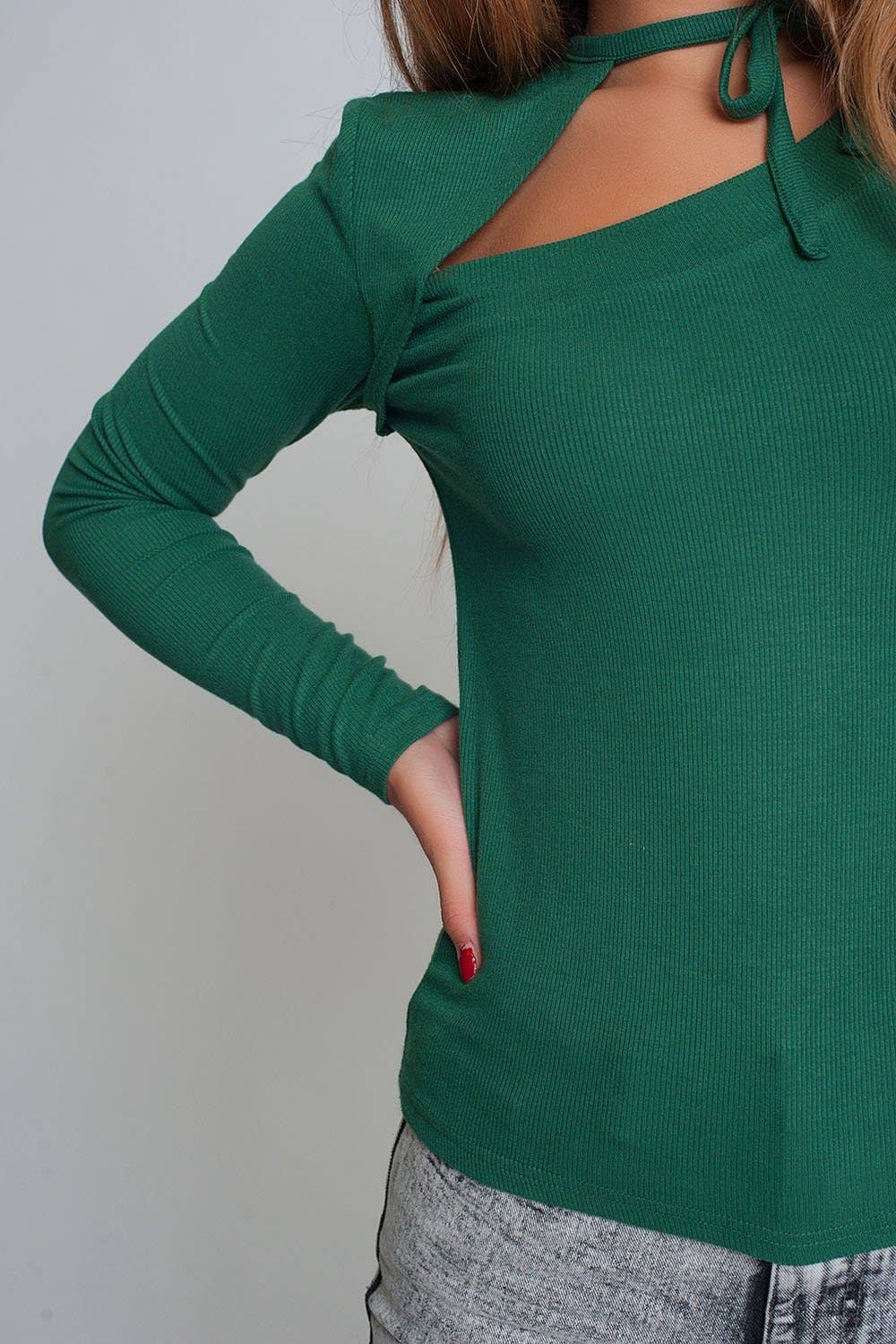 Jersey de cuello asimétrico en verde